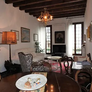 La Poetessa Apartment Venedig